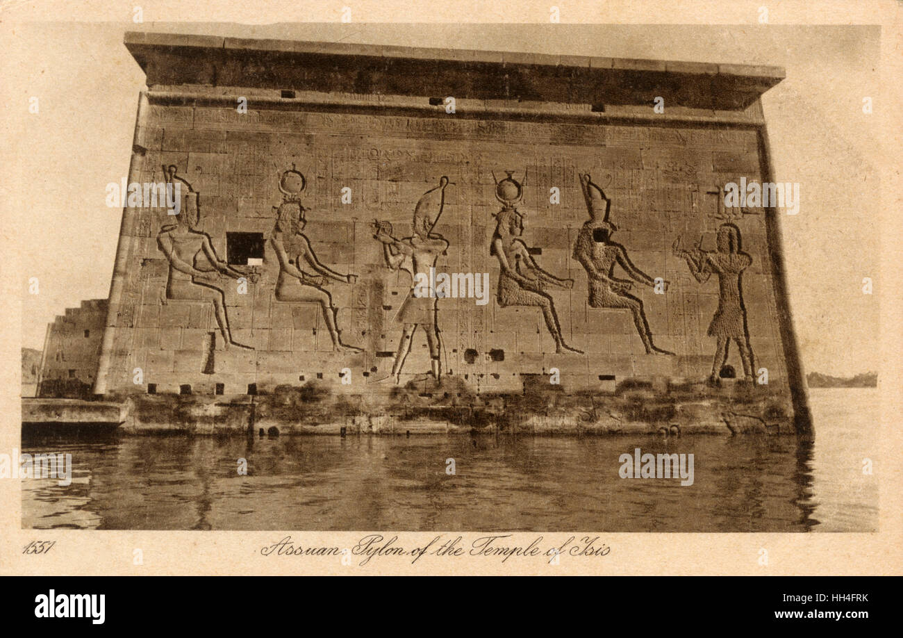Assuan, Ägypten - Pylon des Isis-Tempels Stockfoto