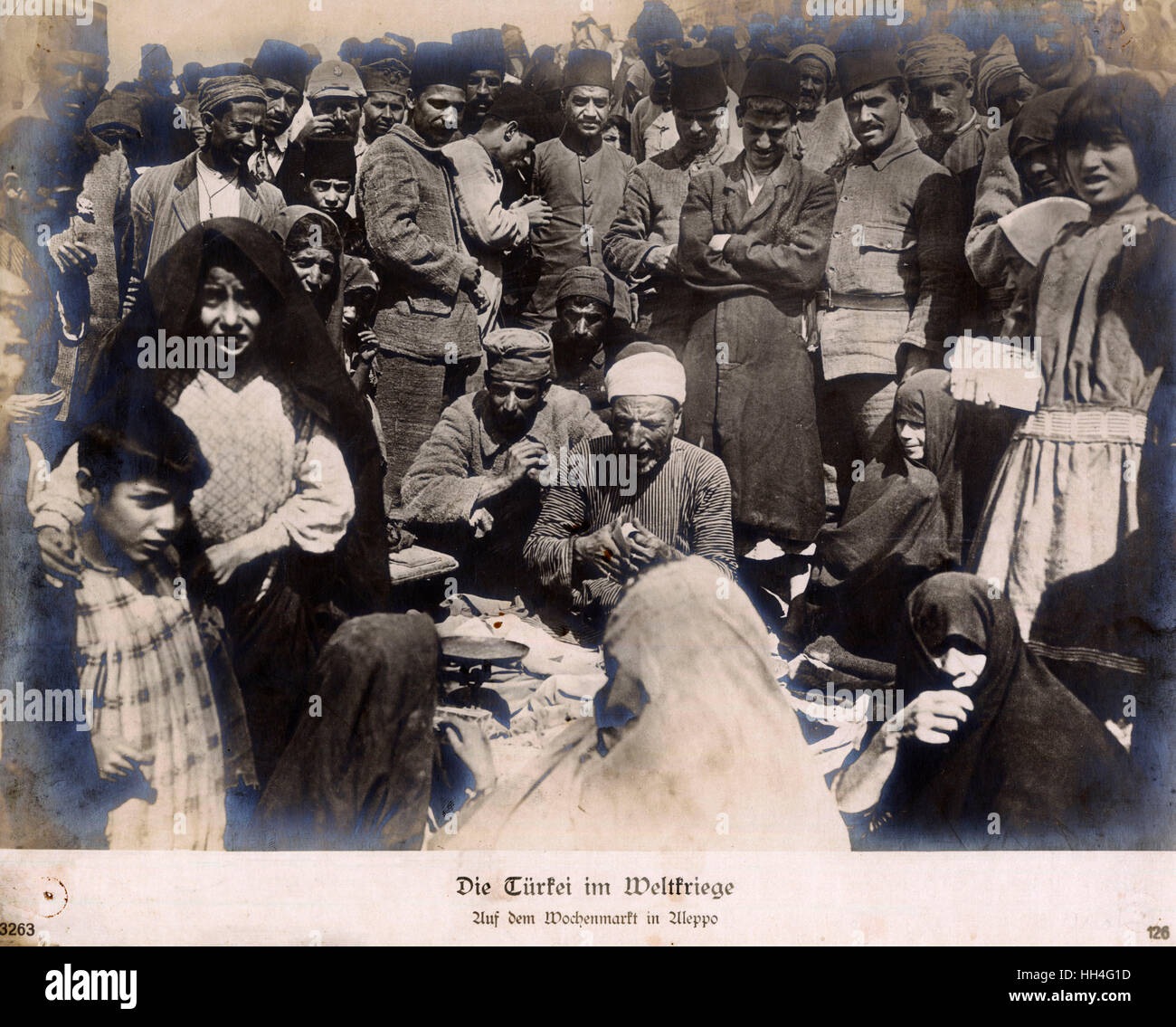 WW1 Uhr - osmanische und türkische Soldaten auf dem Wool Market Aleppo Stockfoto