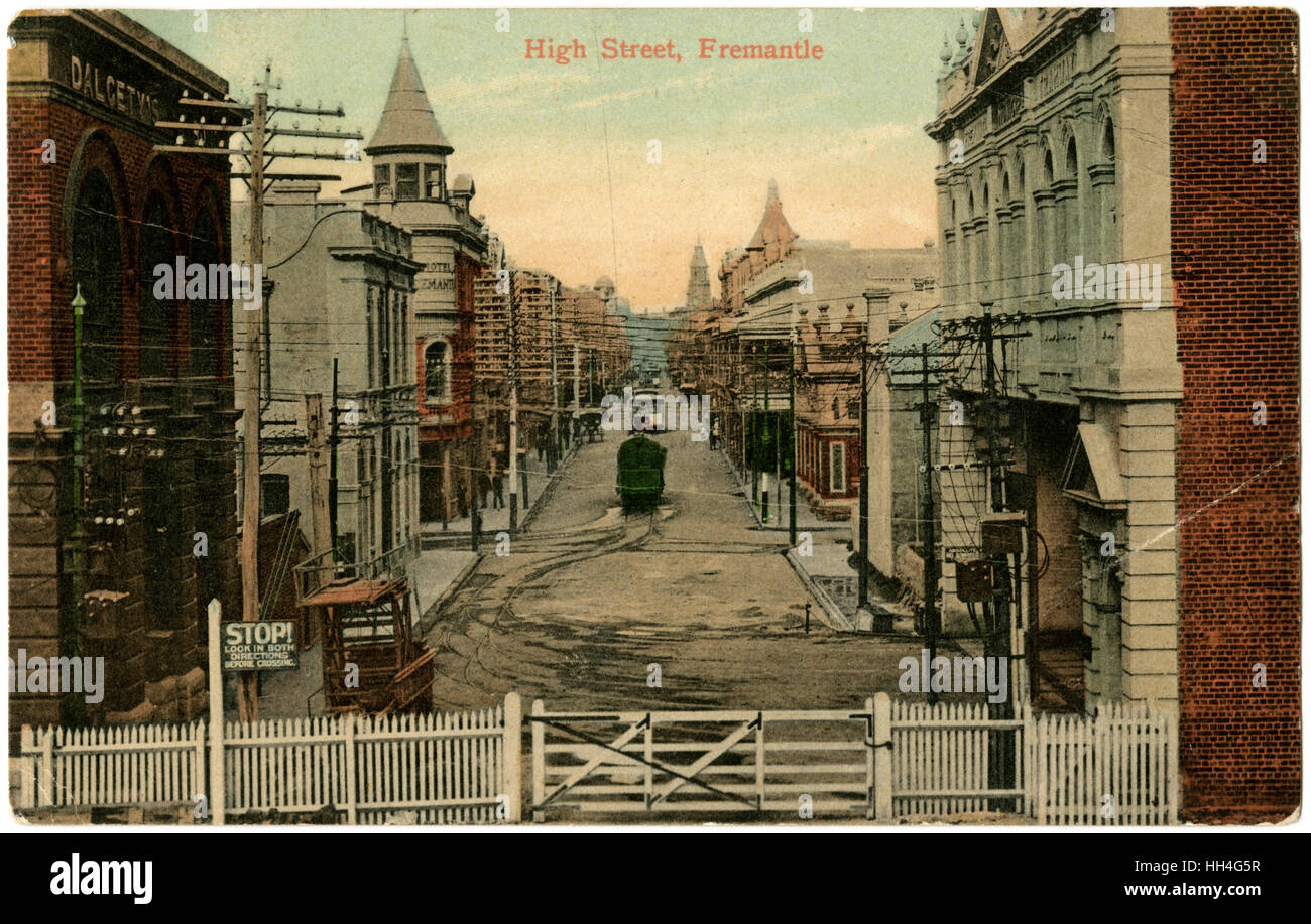 High Street, Fremantle, Western, WA, Australien. Straßenbahnen betrieben seit 47 Jahren von 1905 bis 1952 High Street entlang. Stockfoto