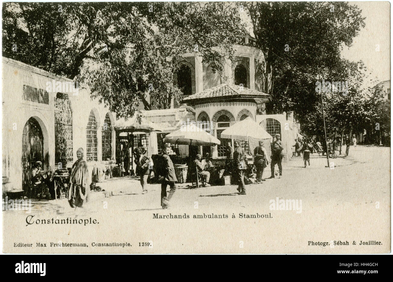 Reiseführer Straßenhändler in Istanbul, Türkei Stockfoto