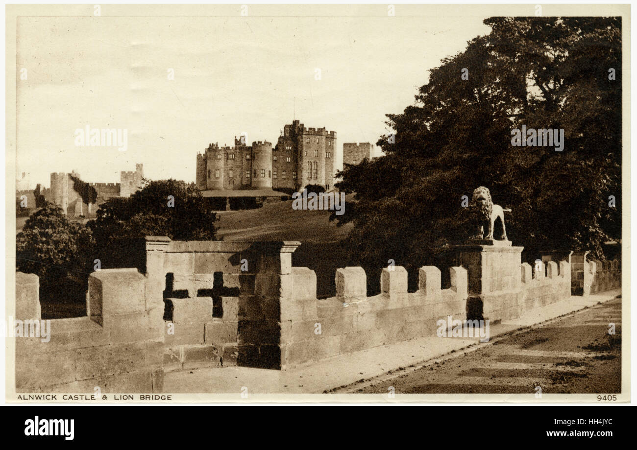 Alnwick, Northumberland - das Schloss und die Löwen-Brücke Stockfoto