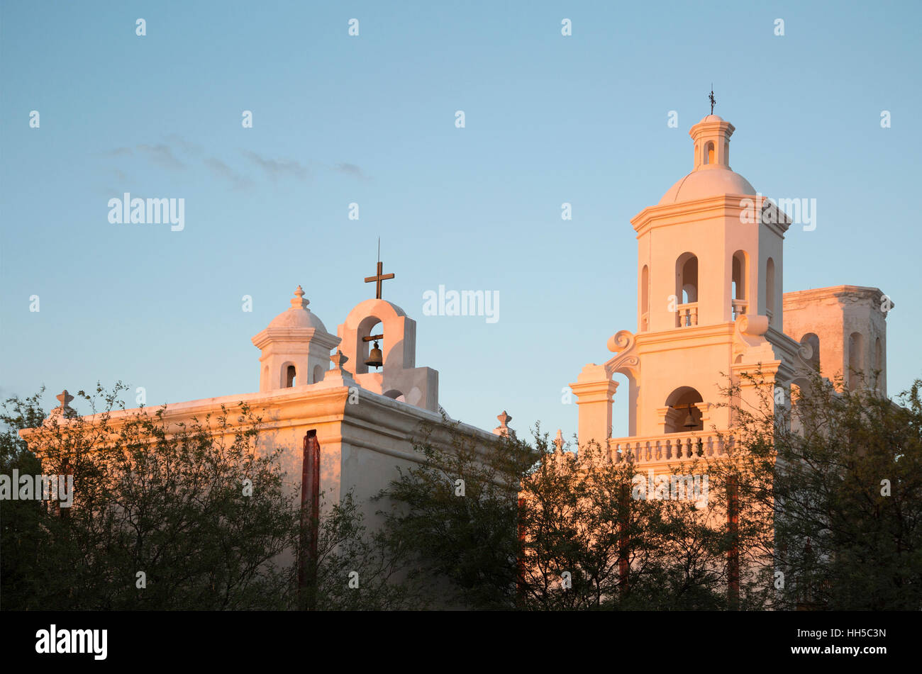 Mission San Xavier del Bac, "Weiße Taube der Wüste" Stockfoto