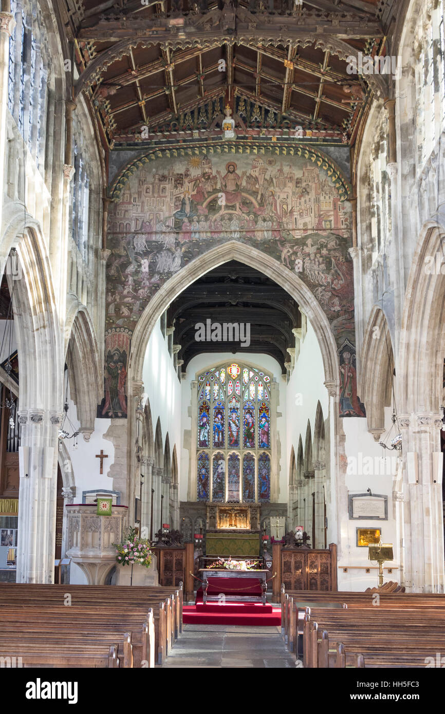 Inneren Kirchenschiff zeigt Doom Malerei, St. Thomas von Canterbury Pfarrkirche, Salisbury, Wiltshire, England, Vereinigtes Königreich Stockfoto