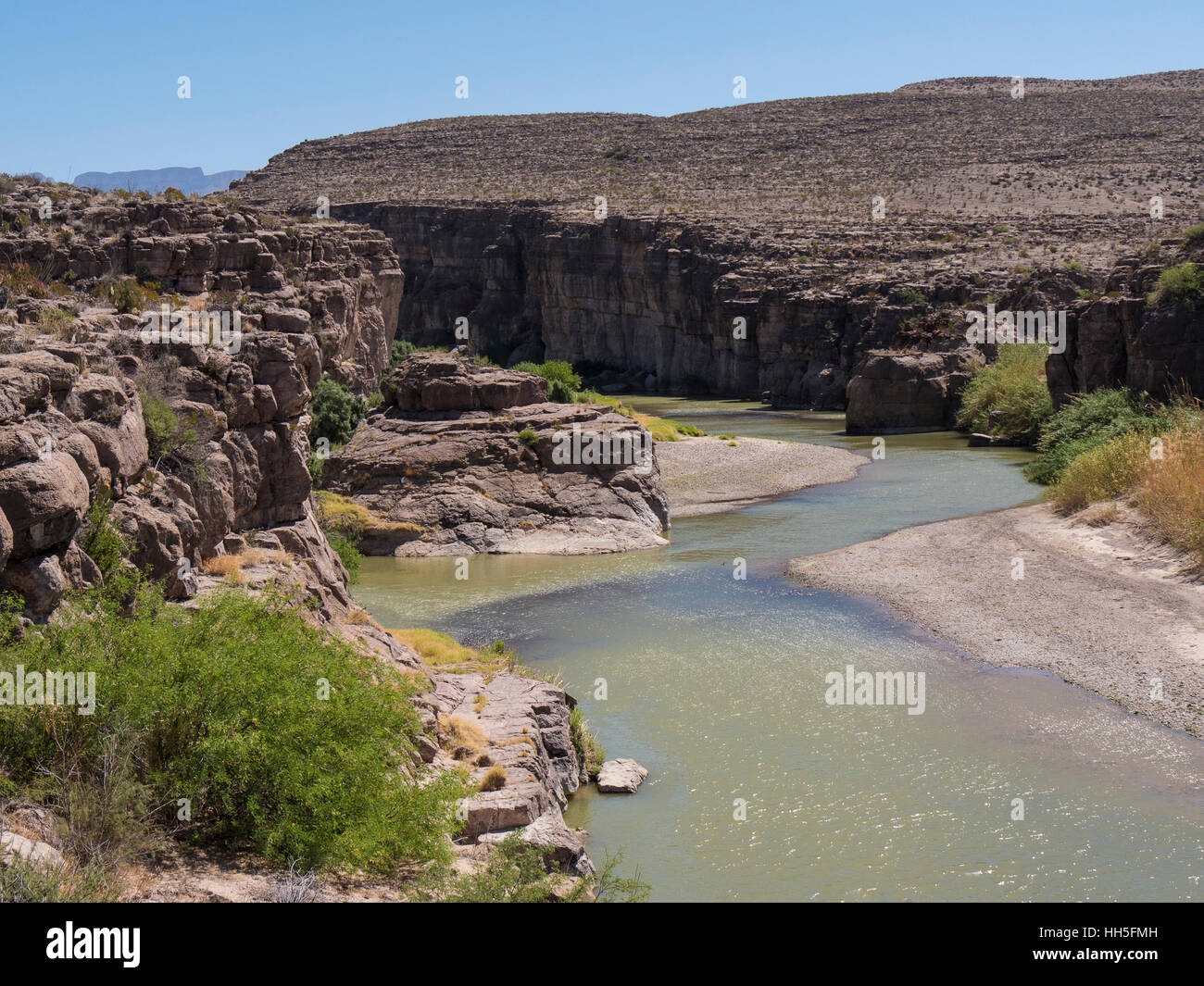 Rio Grande Fluss von Hot Springs Canyon Trail, Rio Grande Village, Big Bend Nationalpark, Texas. Stockfoto