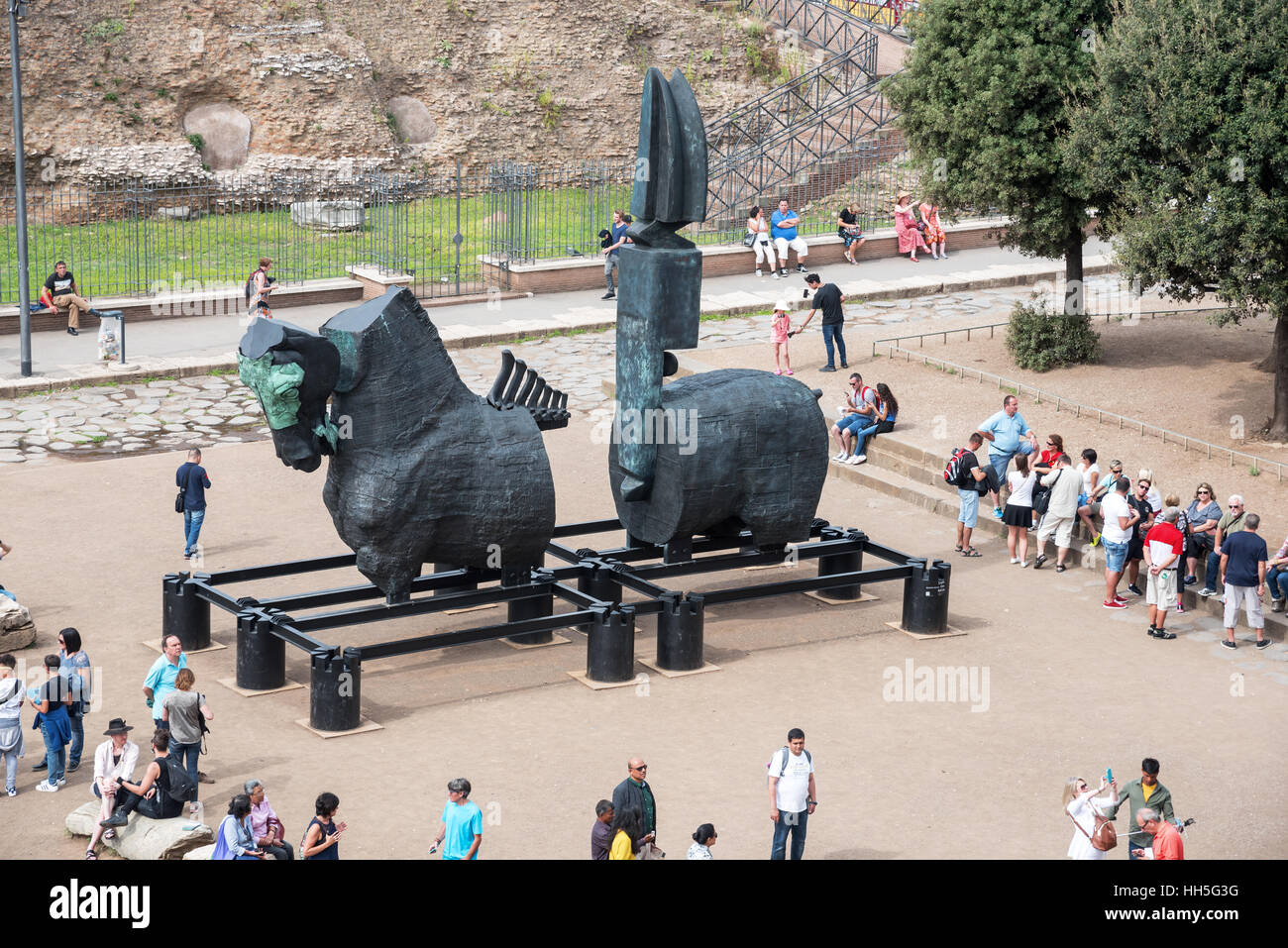 Draufsicht des Reisens Skulptur im öffentlichen Raum, Lapidarium, Schindmähren, Rom, Italien, Europa Stockfoto