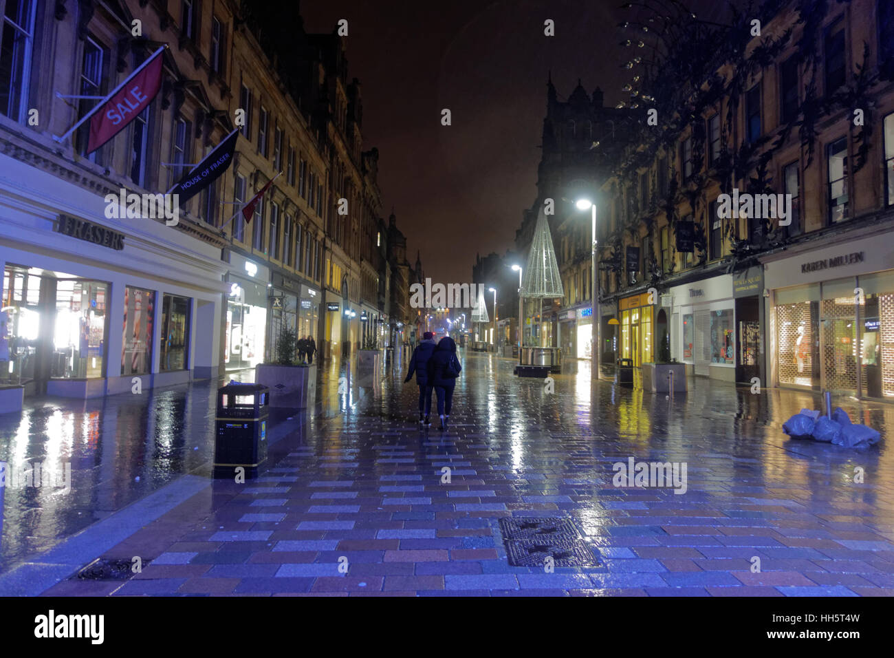 Nacht Regen Wetter für Glasgow auf Buchanan Street Stockfoto