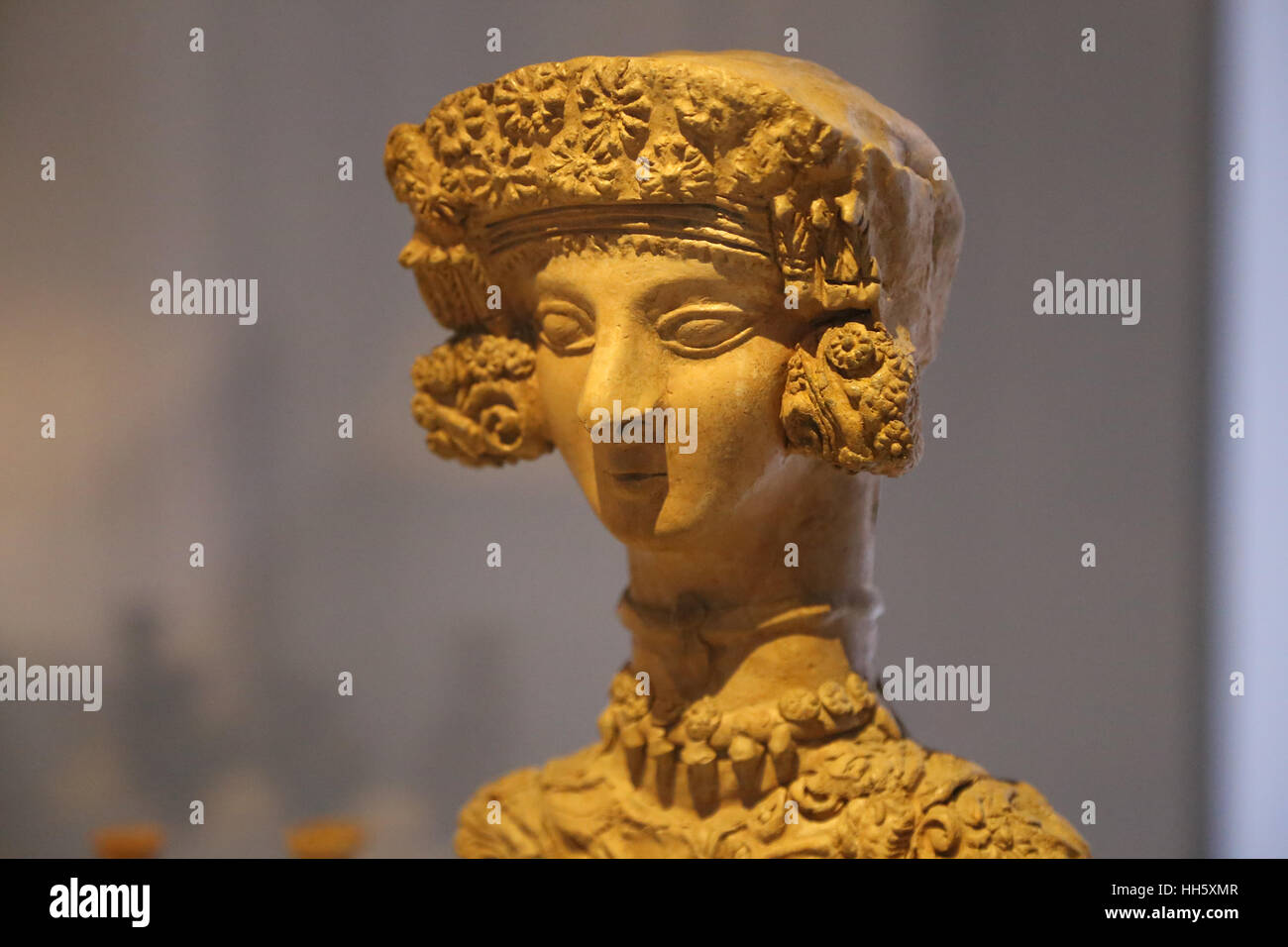 Lady von Ibiza. Clay. 4.-3. Jh. v. Chr.. Weibliche Figur. Mit punische Göttin Tanit identifiziert. Nekropole von Puig de Molins, Ibiza. Karthagische Stockfoto