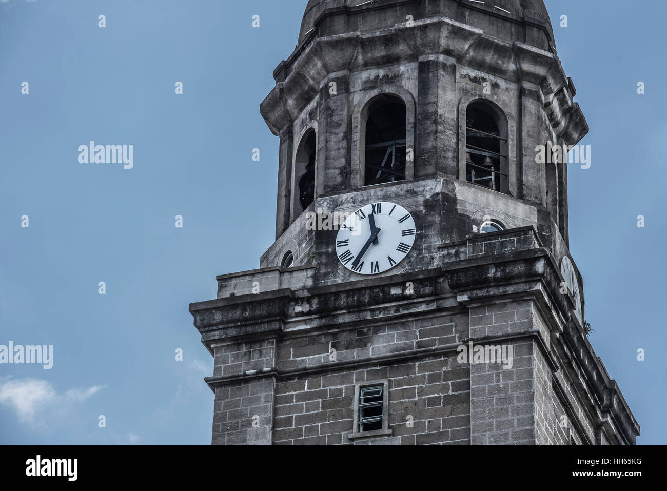 Nahaufnahme von Manila Kathedrale Glockenturm, Intramuros, Manila, Philippinen Stockfoto