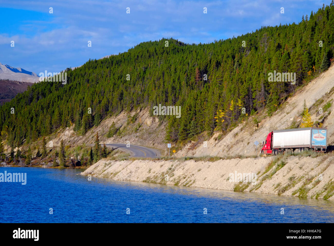 Stone Mountain und der Stone Mountain Provincial Park ist eine Fläche