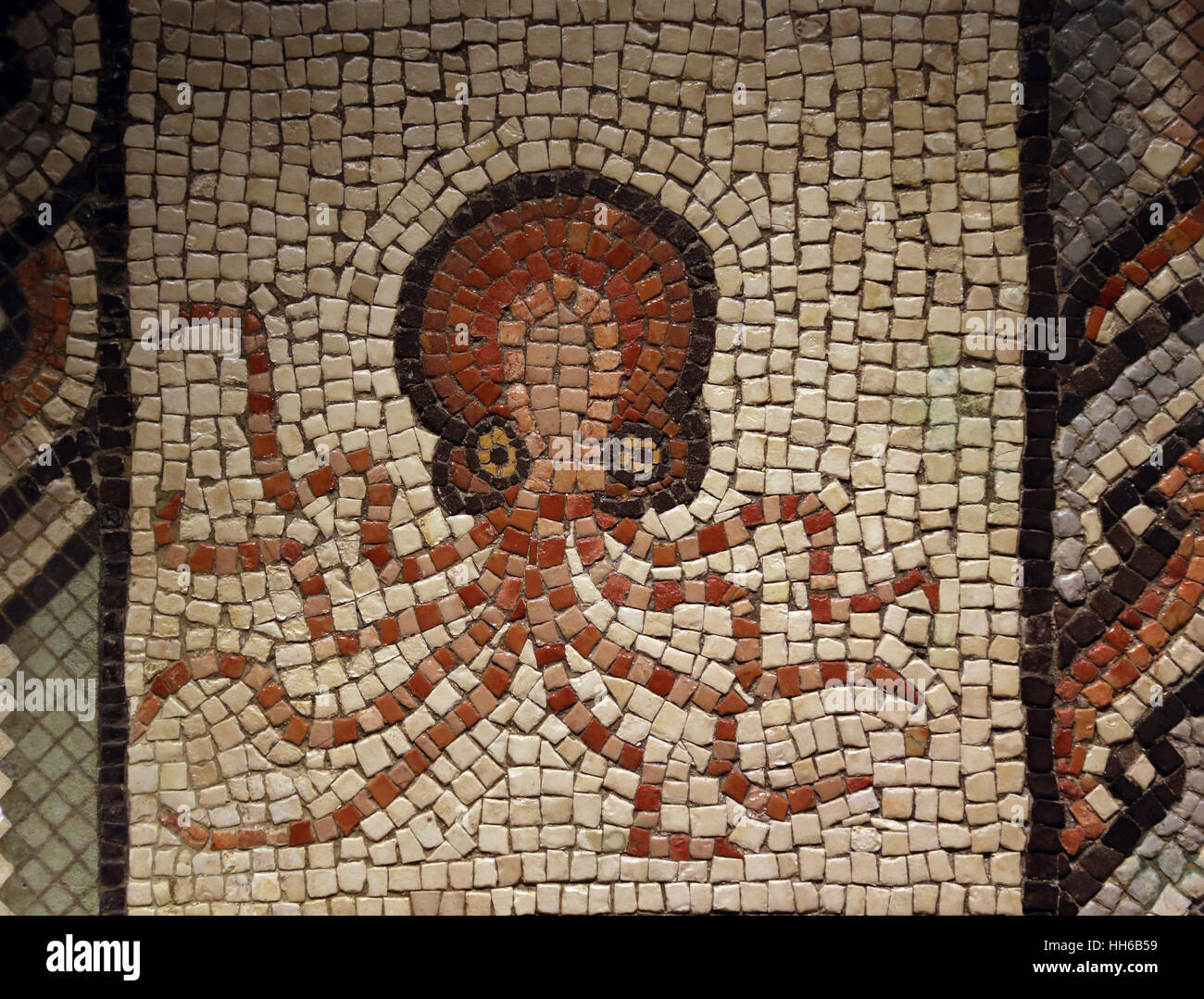 Mosaik mit Oktopus. Kalkstein. 2. bis 3. Jahrhundert. Villaquejida, Leon. Spanien. Nationales Archäologisches Museum, Madrid. Spanien. Stockfoto