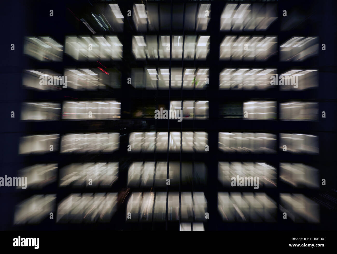 Beleuchtete Bürohochhaus, gezoomt, Frankfurt Am Main Stockfoto