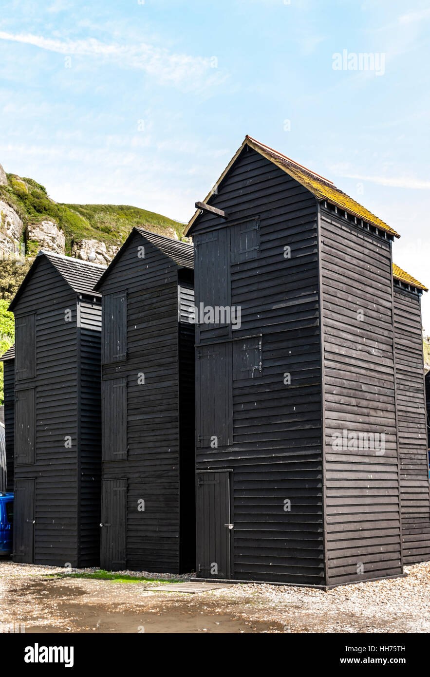 Historische Net-Shops in Hastings. Diese Holzkonstruktionen, Wetter bestiegen und geteert und verwendet für die Lagerung Stockfoto