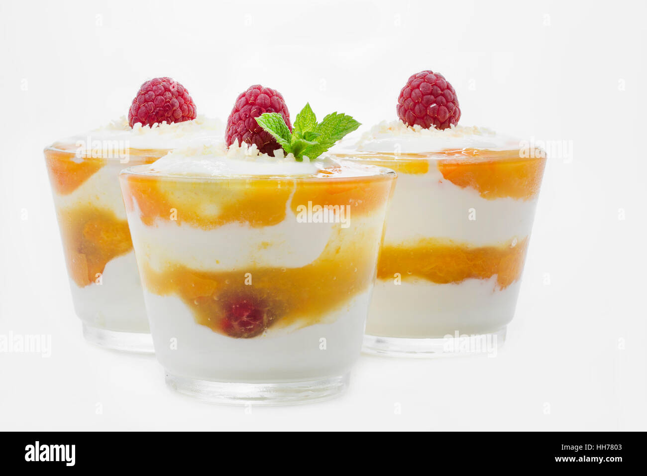 Kalk-Quark mit Aprikose Kompott als dessert Stockfoto