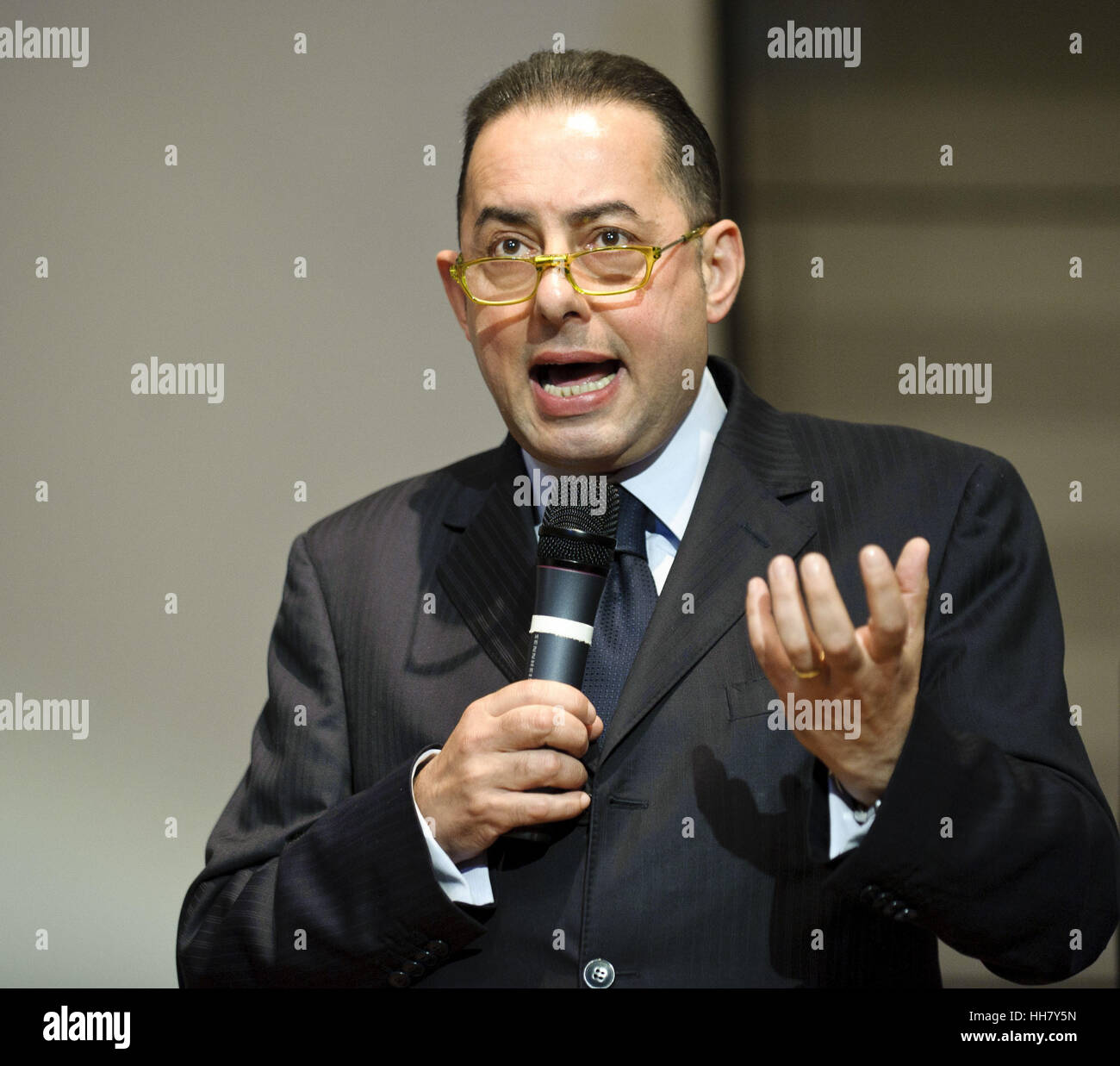 Italienisches mitglied der internationalen Fotos und Bildmaterial in