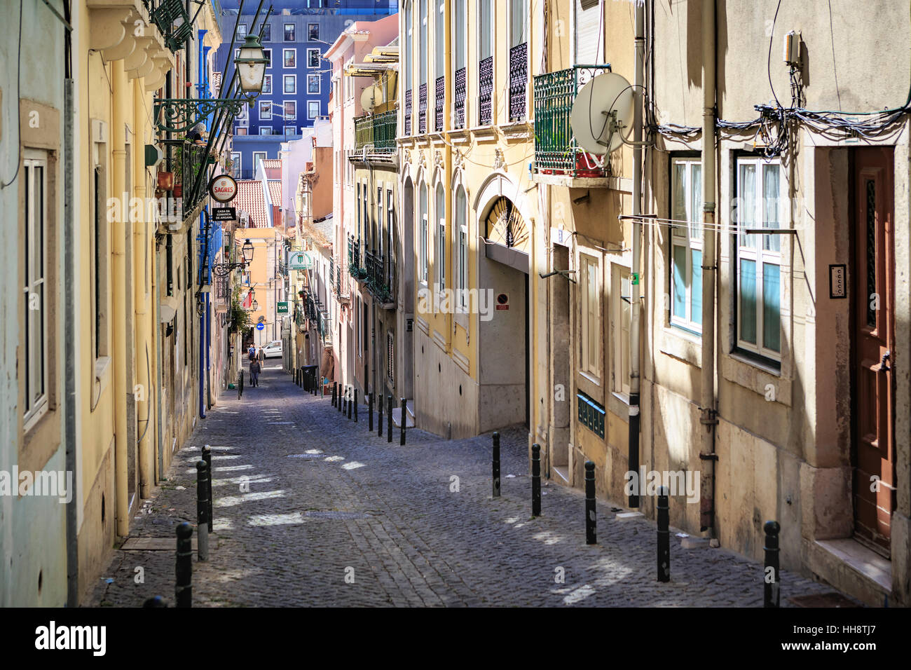 Lissabon, PORTUGAL - ca. Oktober 2016: Straßen von Lissabon Stadt, Portugal. Stockfoto