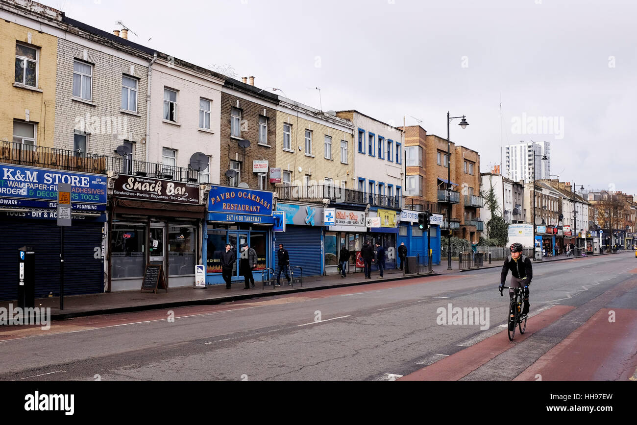 Tottenham High Road in Nord-London-UK Stockfoto