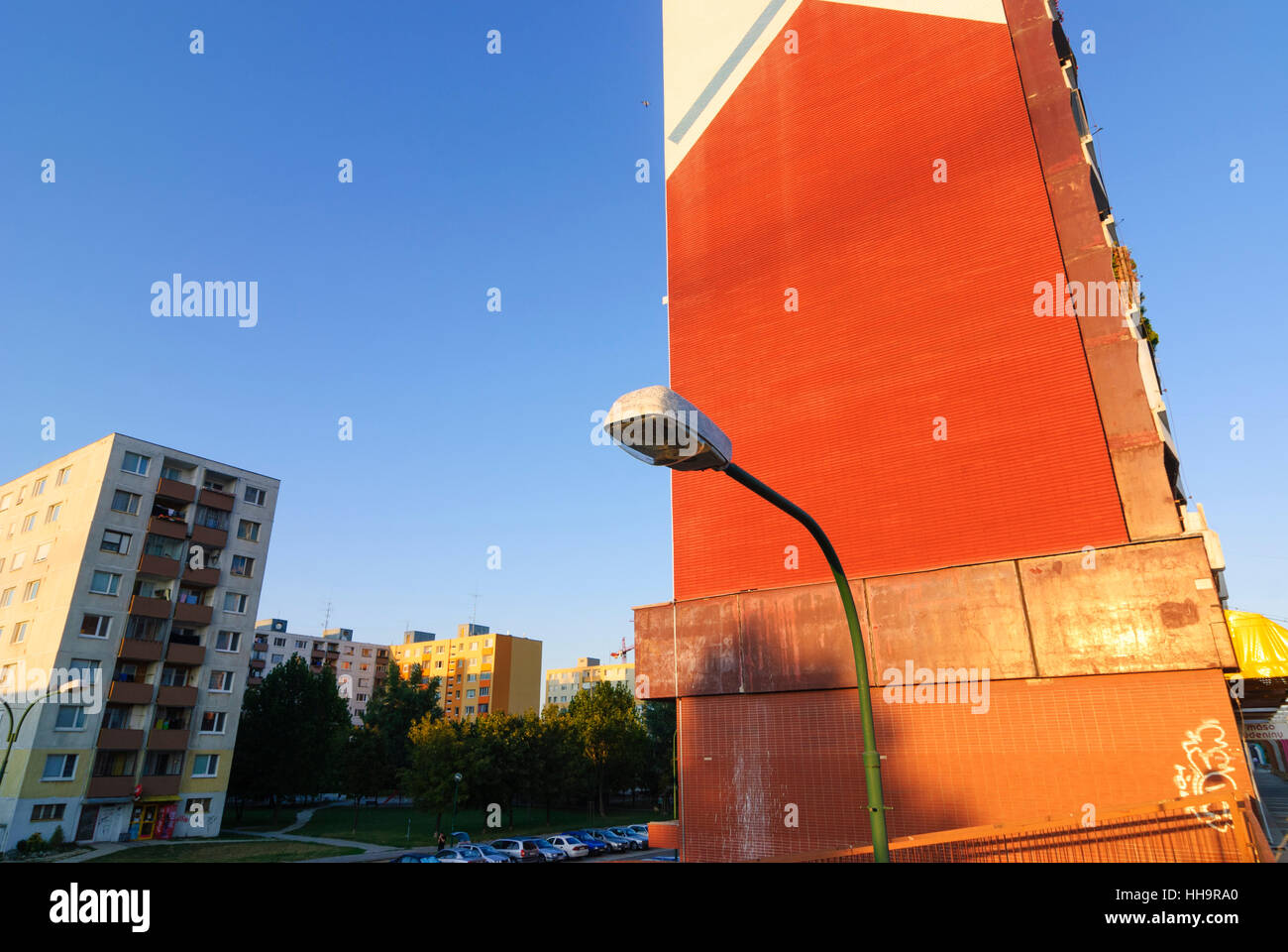 Bratislava (Preßburg): Wohnhaus im neuen Gebäude Quartier Petrzalka,,, Slowakei Stockfoto