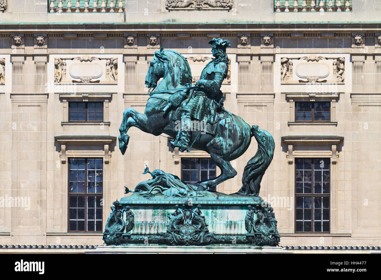 Denkmal, Kunst, berühmte, Pferd, Statue, Fenster, Bullauge, Dachfenster, Fenster, Stockfoto