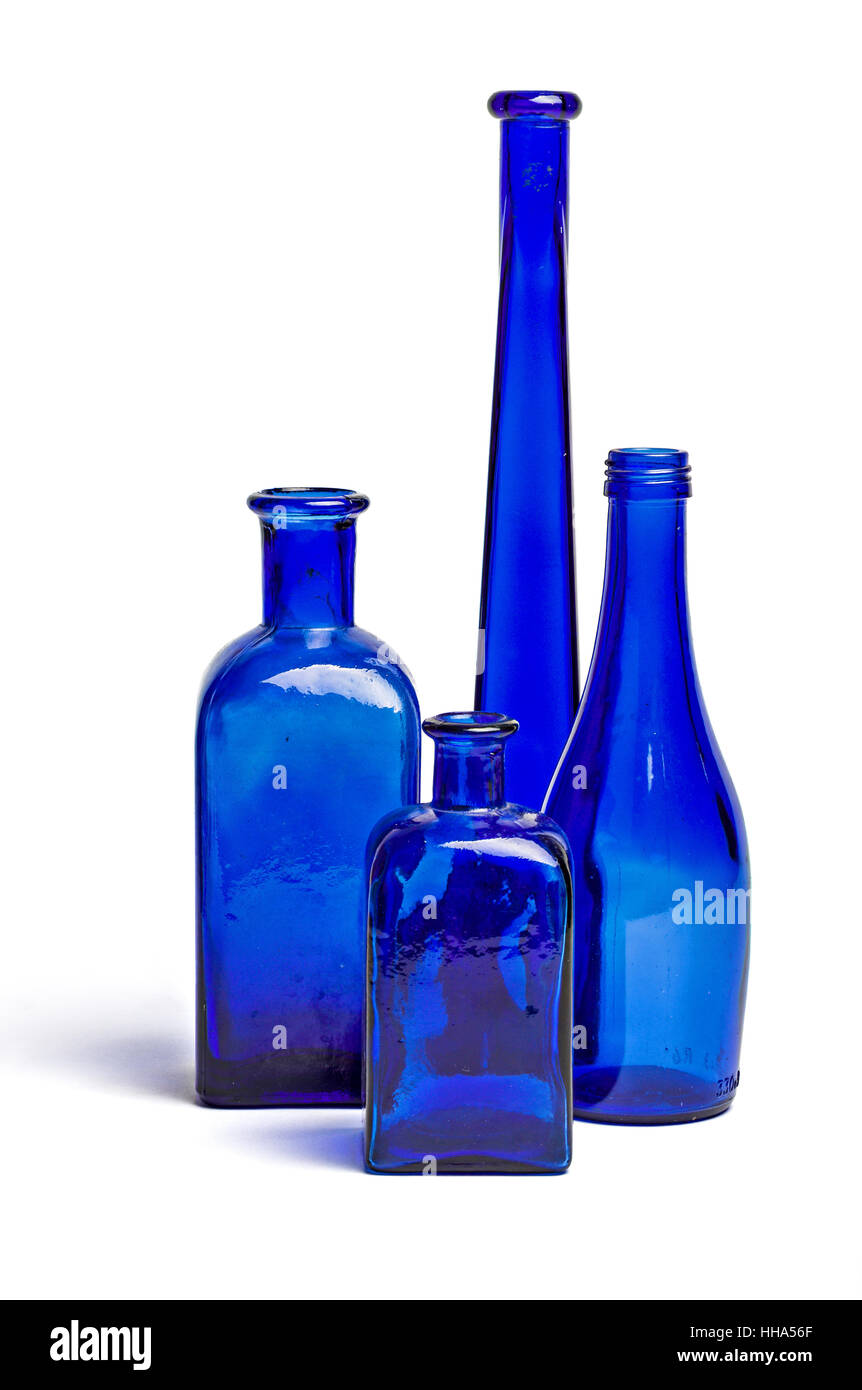 Zusammensetzung der alten blauen Flaschen Stockfoto