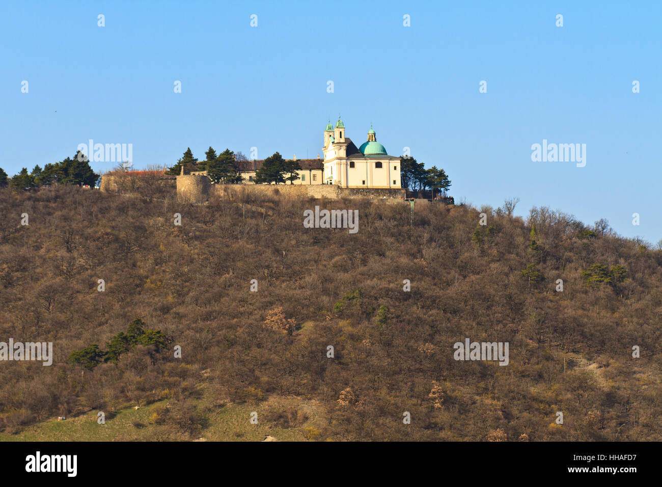 blau, Reisen, Kirche, Ort, Stadt, Umgebung, Umwelt, Baum, Berg, Horizont, Stockfoto