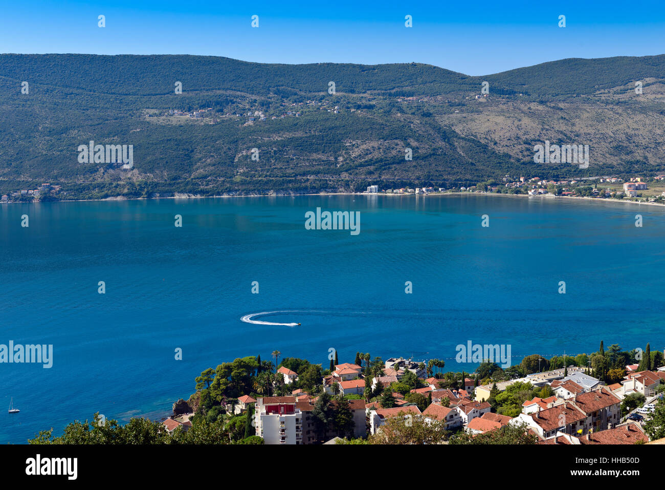 Bucht von Kotor, Stadt Herceg Novi, Montenegro, Balkan, Europa Stockfoto