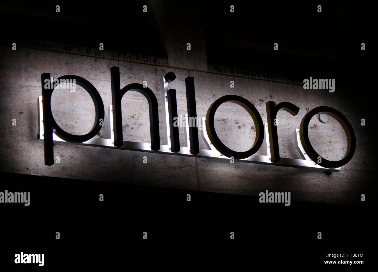 Das Logo der Marke "Philoro", Berlin. Stockfoto