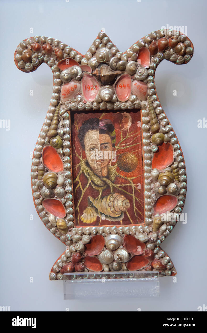 Gemälde Doppel-Porträt von Diego und ich (1944) von mexikanische Malerin Frida Kahlo angezeigt auf der Messe über mexikanische Kunst von 1900 bis 1950 im Grand Palais in Paris, Frankreich. Die Ausstellung läuft in der Kasse 23. Januar 2017. Stockfoto