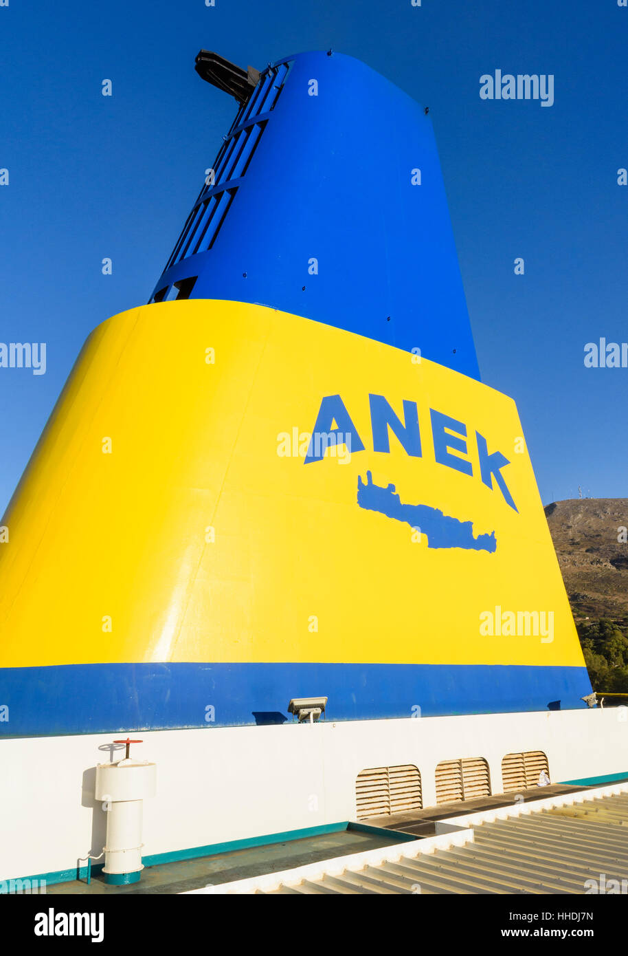 Trichter Detail des griechischen ANEK Lines Fähre F/B Kydon, angedockt an den Hafen von Souda, Kreta, Griechenland Stockfoto