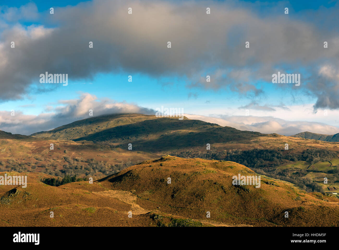 Rot Geröllhalden aus Loughrigg fiel im Lake District Stockfoto