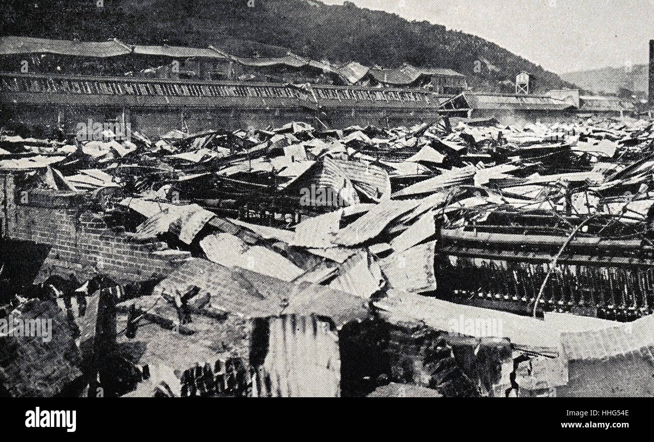 Die Fuji cotton Spinning Mills Werk Koyama, in der Nähe von Fuji in Japan, eingestürzt wie ein Satz Karten in der großen japanischen Erdbeben im September 1923. Stockfoto