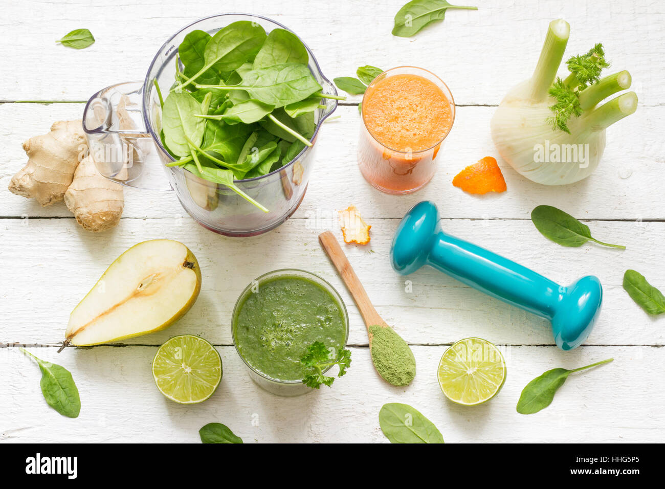 Obst, Gemüse, Smoothie, Mixer, abstrakte Gesundheit-Ernährung-Lifestyle-Konzept Stockfoto