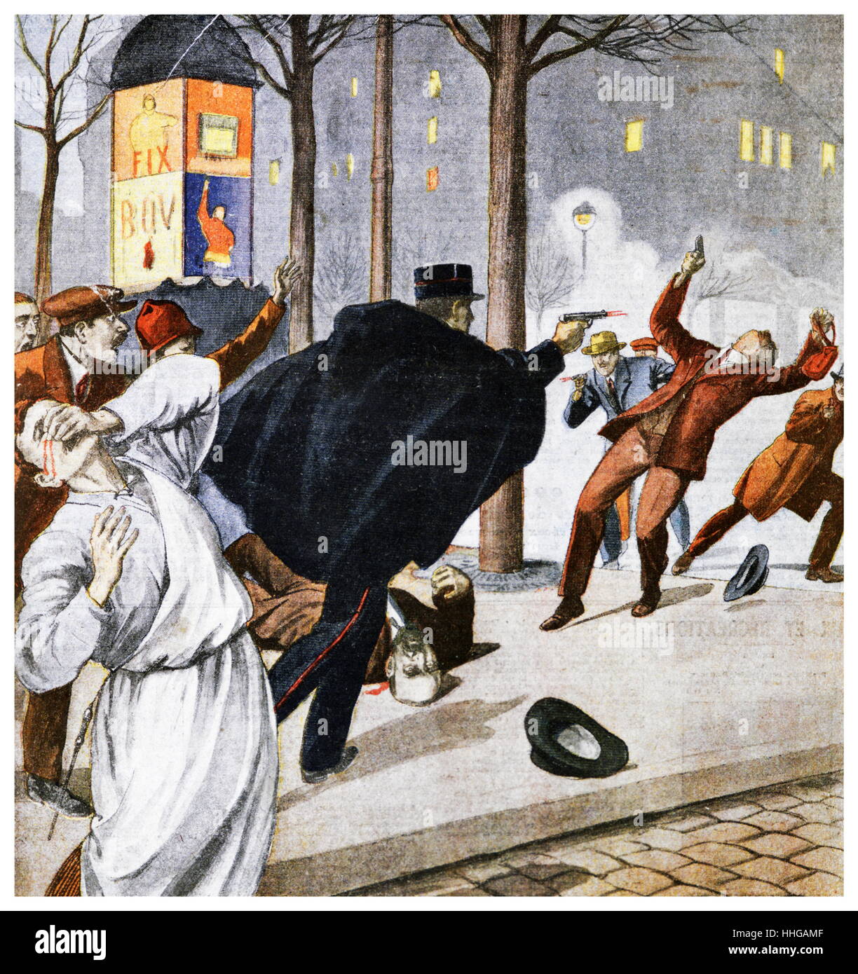 Abbildung zeigt französische Polizisten schießen ein bewaffneter Mann in eine Schießerei in einer Paris Straße. 1925-Illustration aus "Le Petit Journal" 1911 Stockfoto