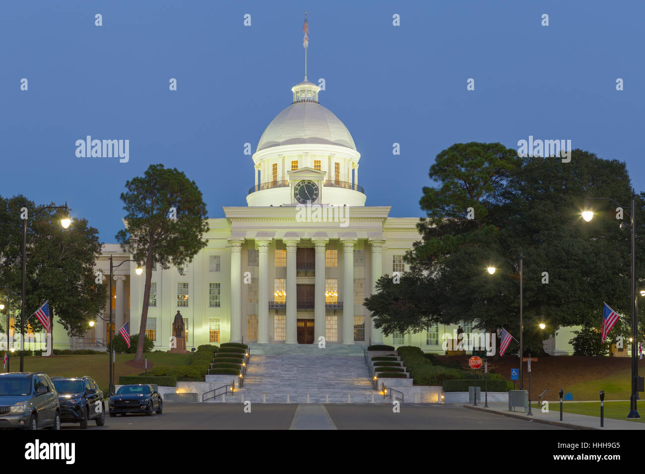 Das Alabama State Capitol in der Dämmerung in Montgomery, Alabama. Stockfoto