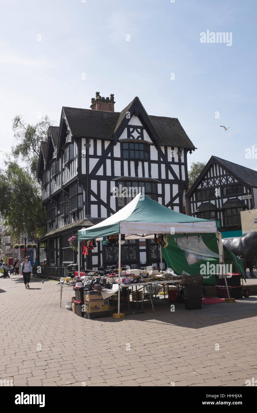 Straßenmarkt in Hereford, Südwest-England Stockfoto