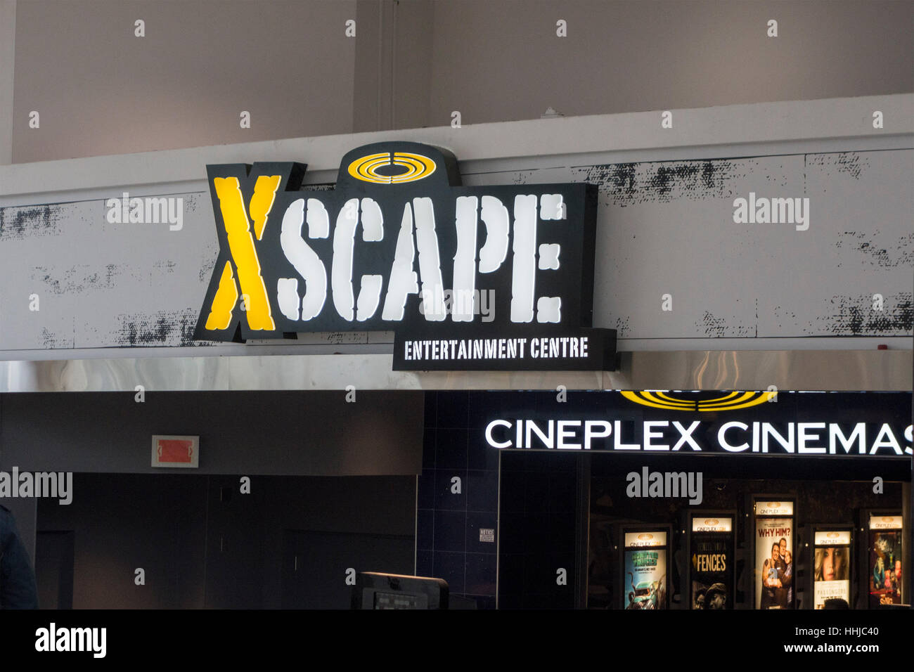Eingang zum Xcape-Entertainment-Center an der Cineplex-Kinos im Scarborough Town Centre in Toronto, Ontario, Kanada Stockfoto