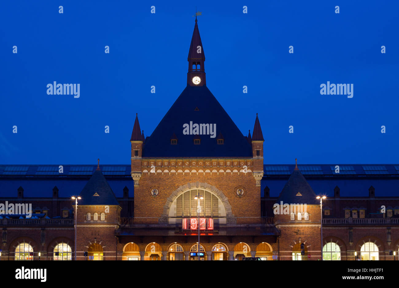 Foto, Dänemark, Kopenhagen, Hauptbahnhof, Nahund Nachtverkehr, Stockfoto