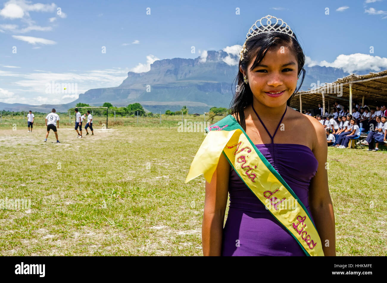 Königin der Schule, sie ist ein Mädchen von den Studierenden ausgewählt, um die Königin der Sportspiele. Einige Schüler aus der Schule Kamarata, befindet sich in th Stockfoto