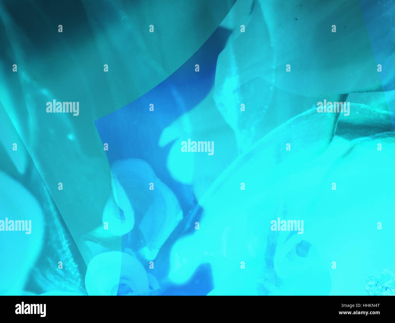 Lebendige Fraktale abstraktes Bild von Blautönen für Hintergrund mit Textfreiraum Stockfoto