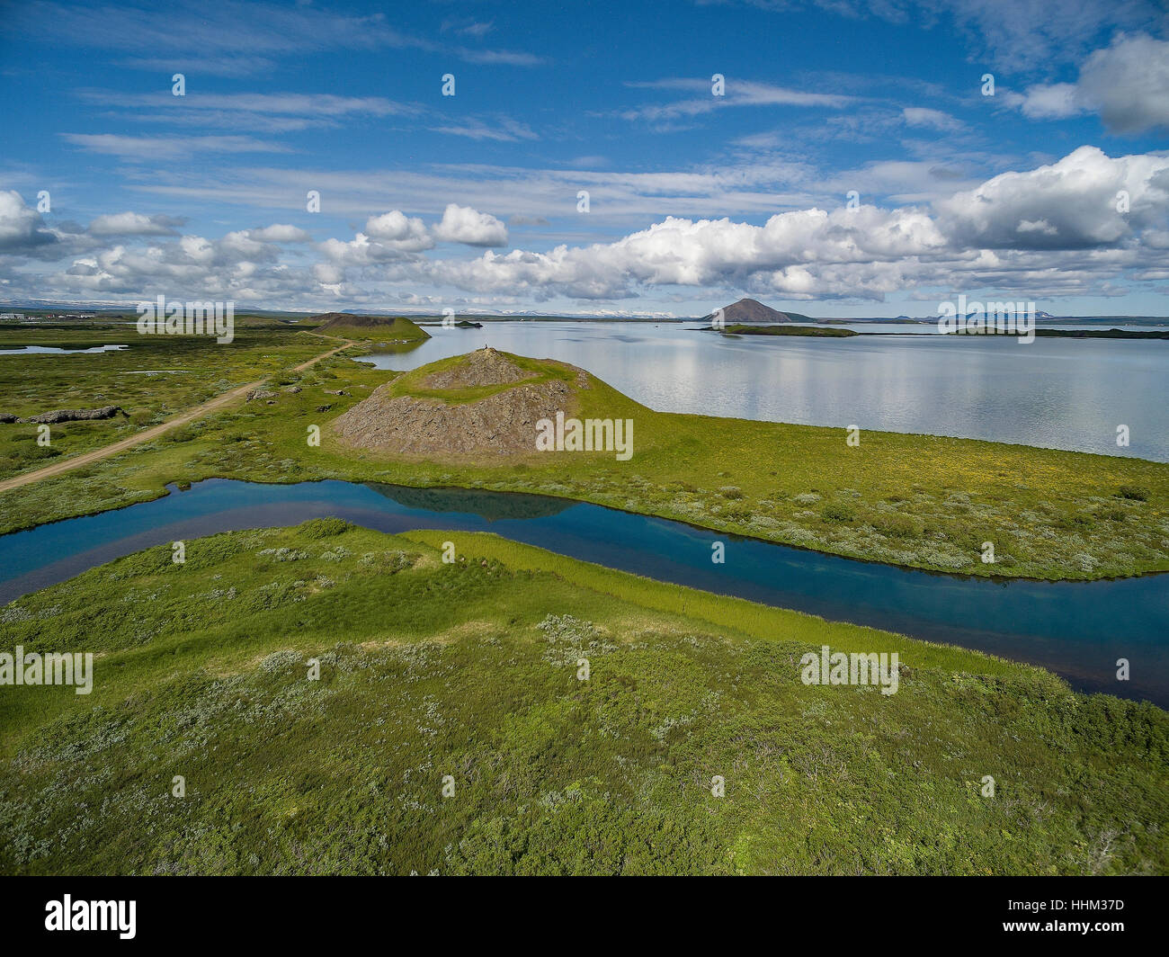 Luftaufnahme des Skutustadagigar, Pseudocrater, See Myvatn, Island. Stockfoto