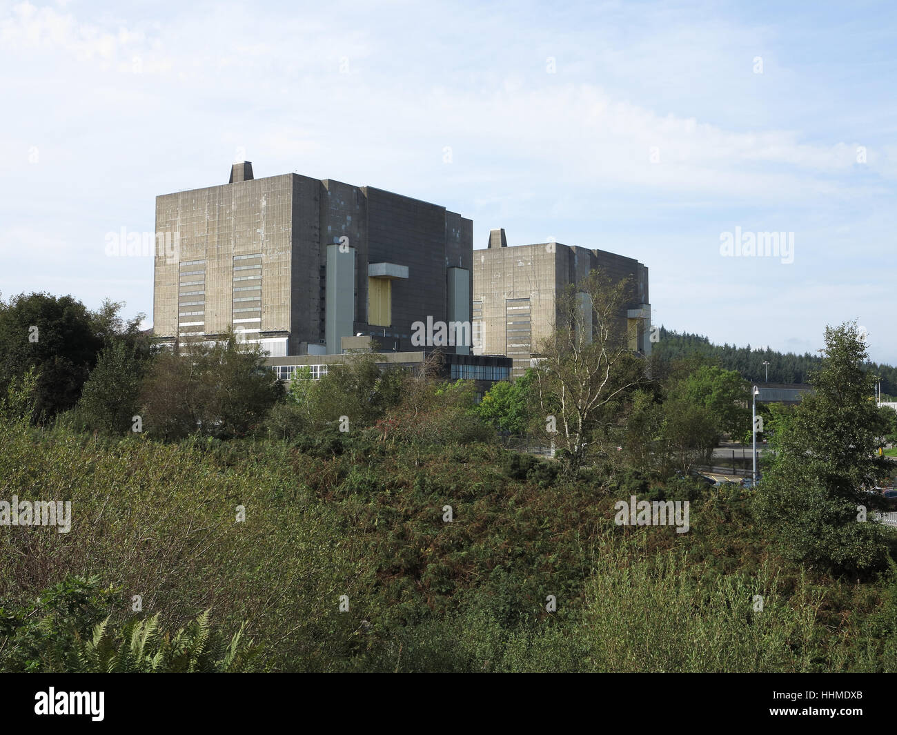 Kernkraftwerk Trawsfynydd ist ein stillgelegtes Magnox-Kraftwerk befindet sich auf der North Shore Llyn Trawsfynydd in Gwynedd, Wales. Stockfoto