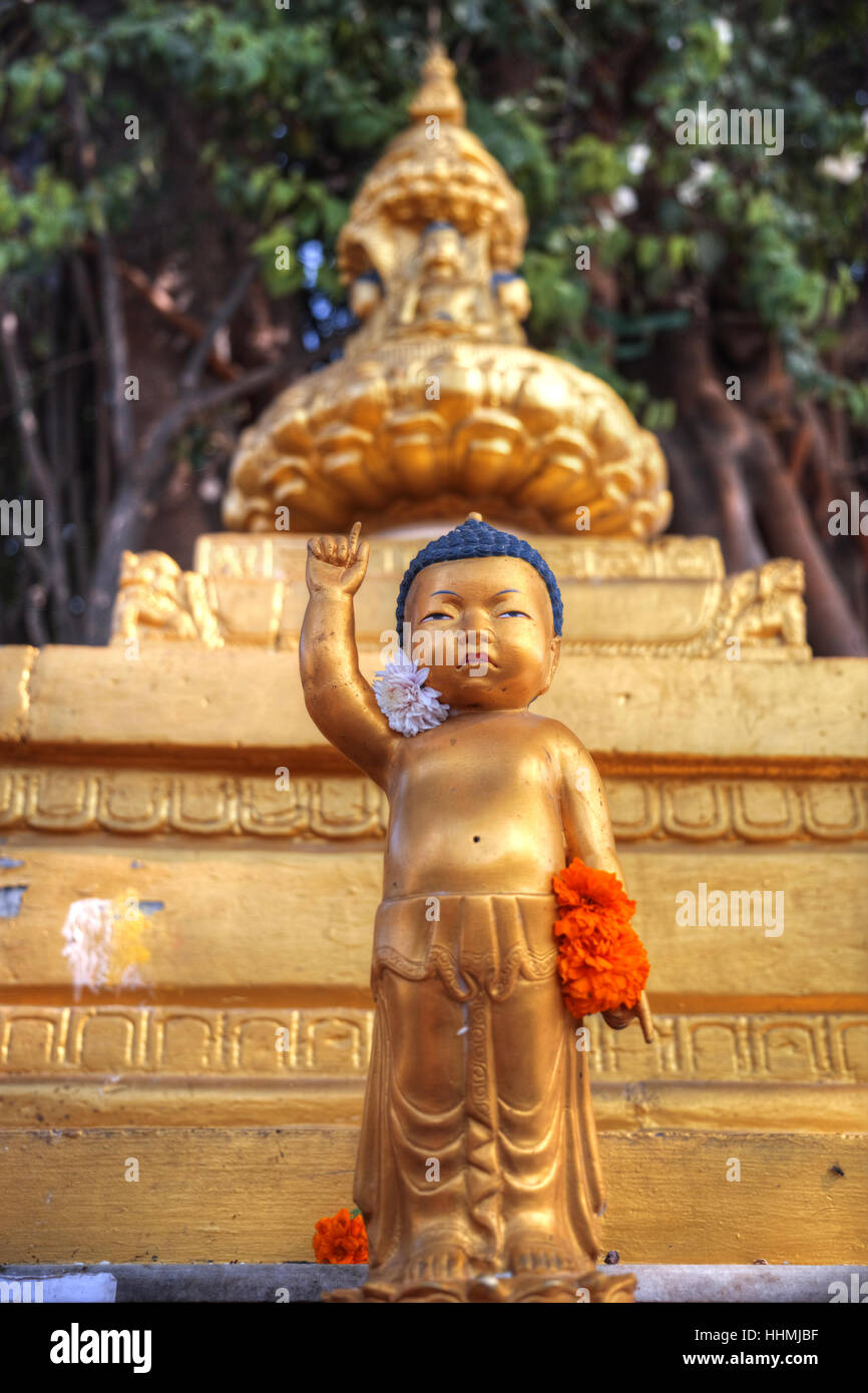 Swayambhunath goldene Buddha-Statue. Kathmandu, Nepal Stockfoto