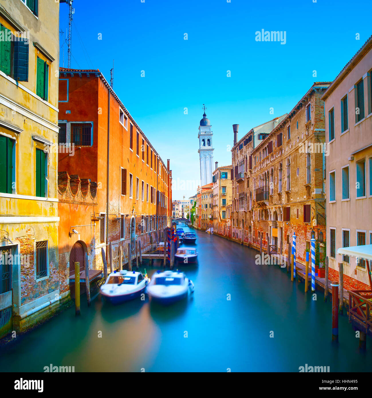 Venedig Sonnenuntergang Stadtbild, San Giorgio dei Greci Wasserkanal und Kirche Campanile. Italien, Europa. Stockfoto