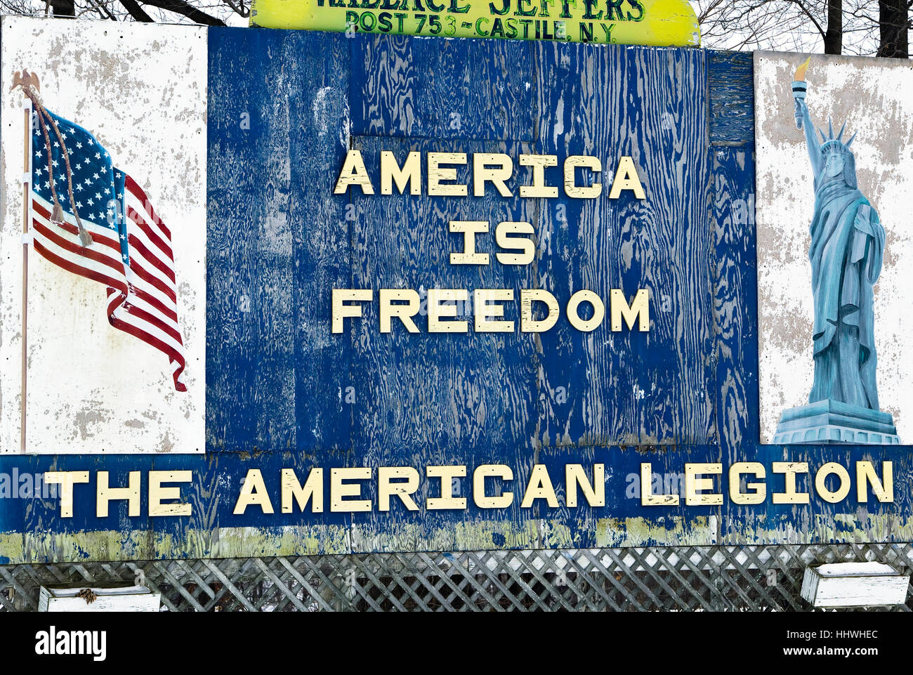 Eine alte hölzerne Plakatwand der American legion Stockfoto