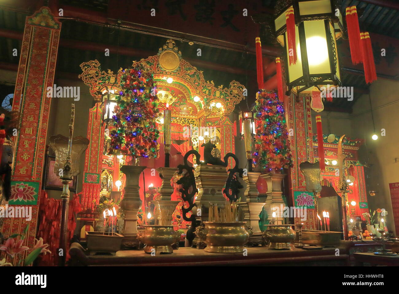 Der Man Mo Tempel in Hong Kong. Man Mo Tempel ist ein Tempel für die Verehrung des Zivil- oder Literatur Gott Mann Tai. Stockfoto