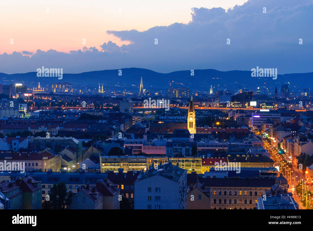 Wien, Wien: Blick vom Hochhaus in Simmering zum Zentrum Stadt, 00., Wien, Österreich Stockfoto