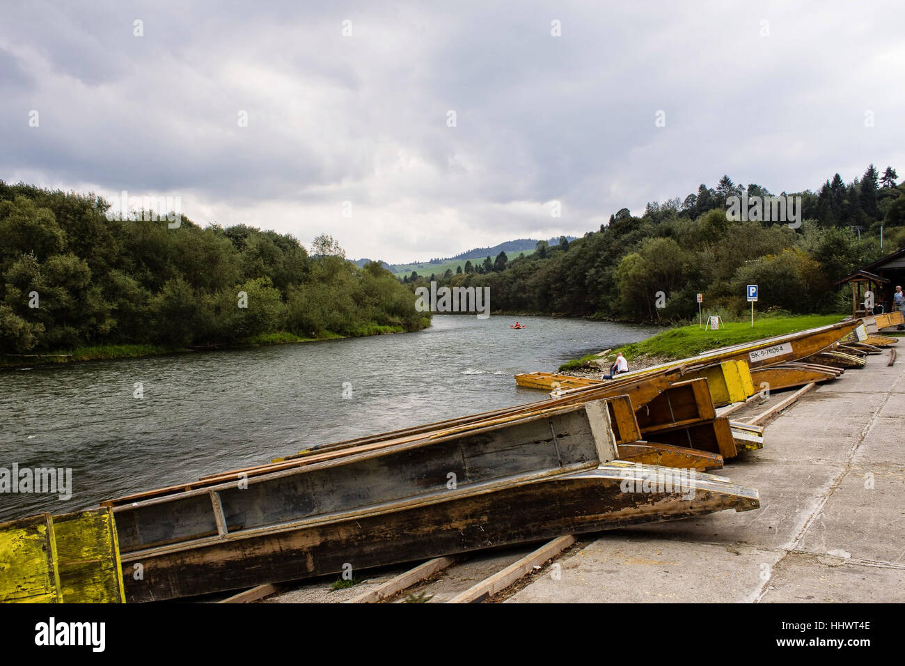 Floß, die Landung am Fluss Waag Stockfoto