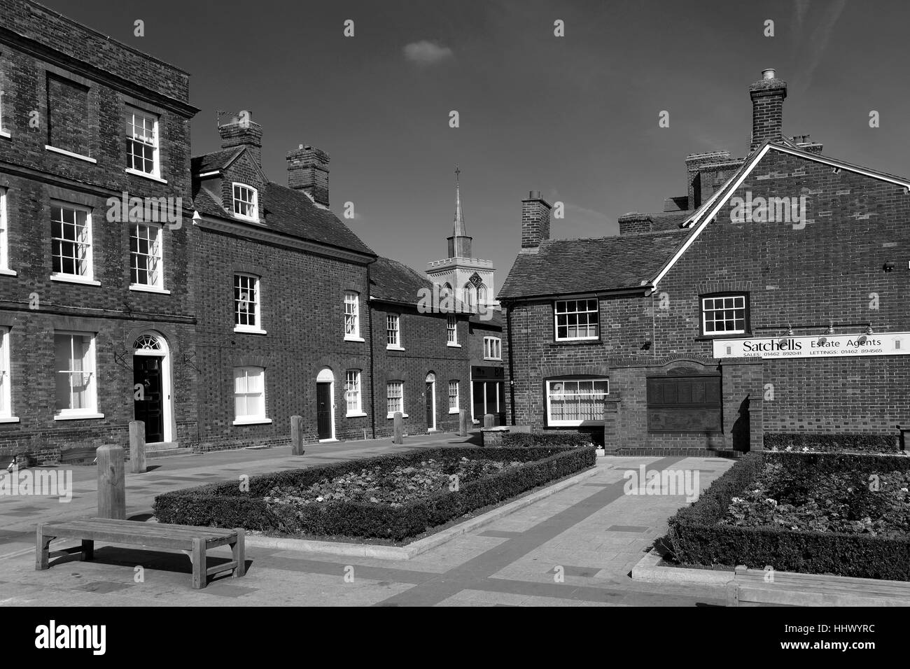 Frühling, April, Mai, High Street Baldock Town, Hertfordshire, England Stockfoto