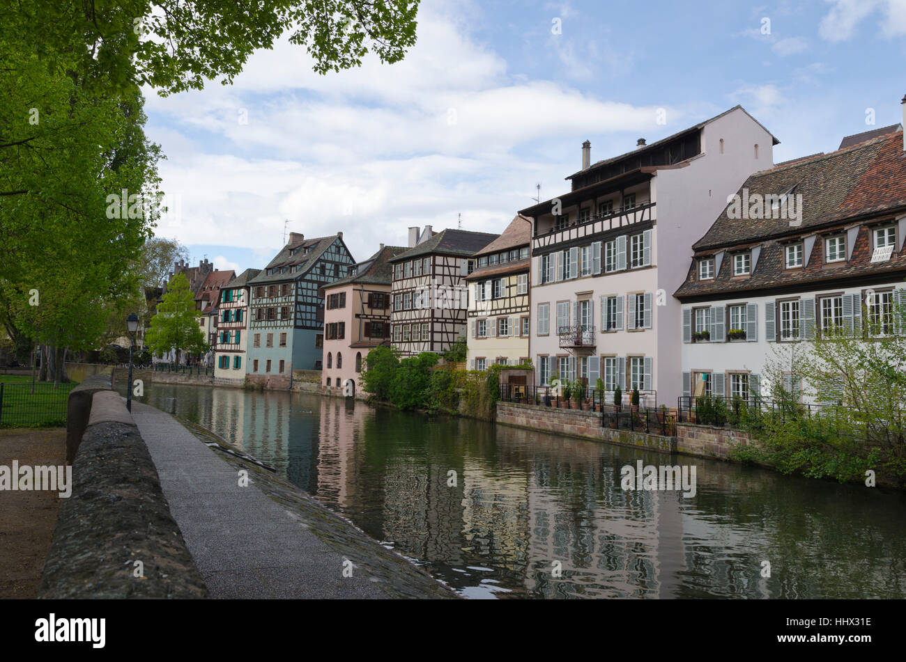 Frame-Work, Straßburg, Haus, Gebäude, Baum, Tourismus, Stream, Sightseeing, Stockfoto