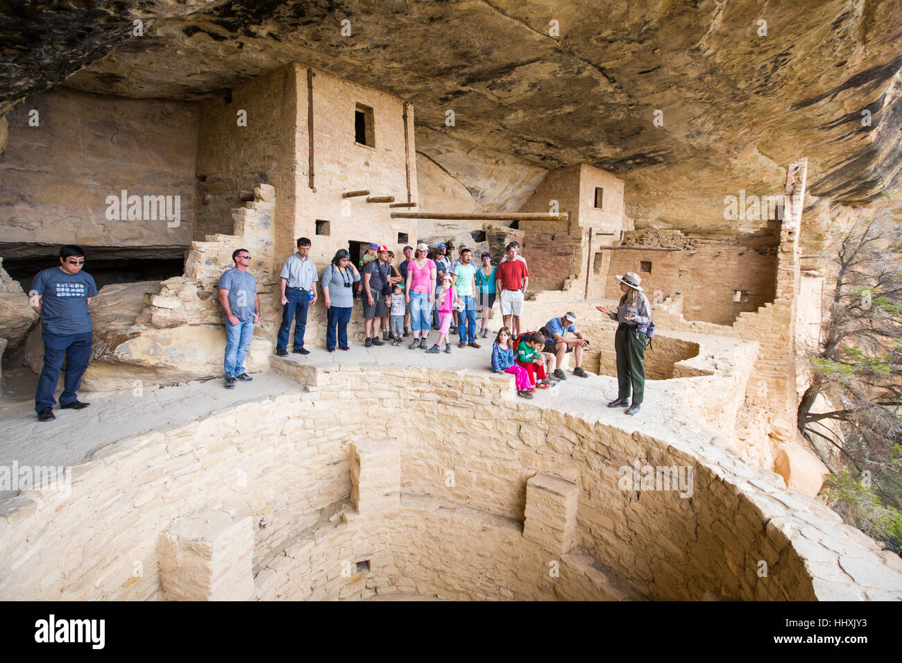 Balkon Haus Cliff Wohnung, Mesa Verde National Park, New Mexico, USA Stockfoto