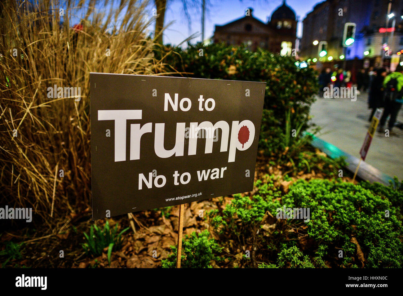 Ein Plakat protestieren gegen Präsident Trump in Bristol. Stockfoto